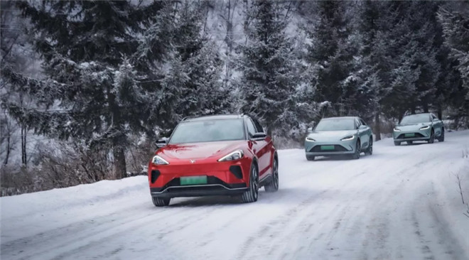 無懼-20℃極寒挑戰，極狐阿爾法T全地形實力出圈！